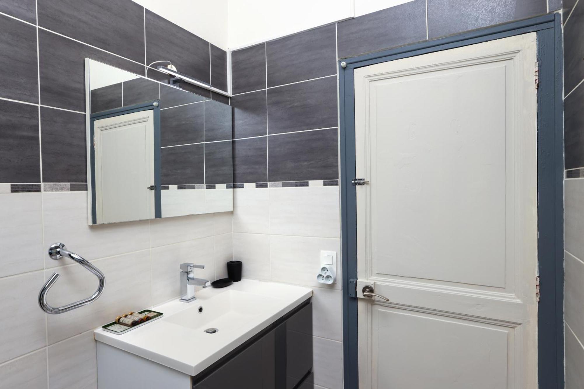 Apartamento Terra D'Automne By Rahault Conciergeriedamecarcas Carcasona Exterior foto